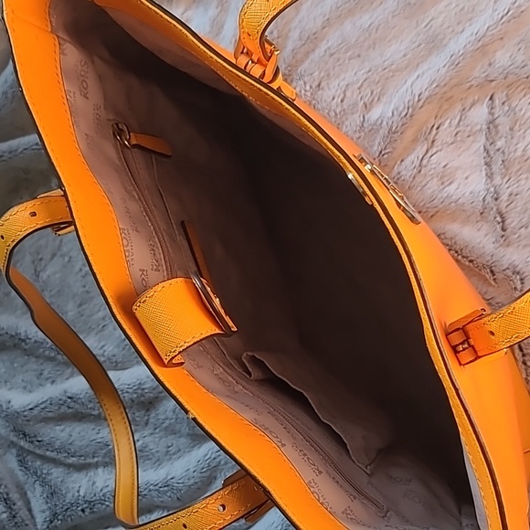 Michael Kors bag - Picture 5 of 10